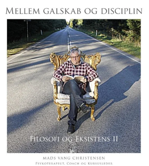 Mellem Galskab og Disciplin